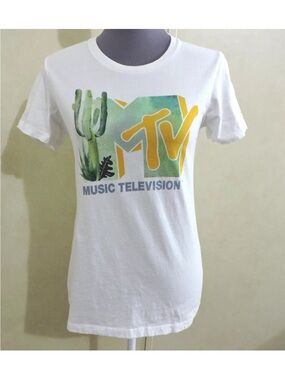 MTV graphic T-Shirt retro nostalgic music 100% cotton Size M